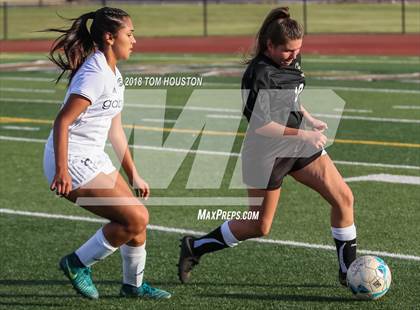 Thumbnail 3 in Gabrielino @ Northview photogallery.