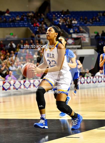 Thumbnail 2 in Conway vs North Little Rock (AAA 7A Final) photogallery.