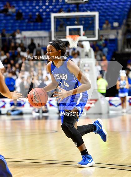Thumbnail 1 in Conway vs North Little Rock (AAA 7A Final) photogallery.
