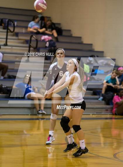Thumbnail 1 in Robinson @ Hickory Ridge photogallery.