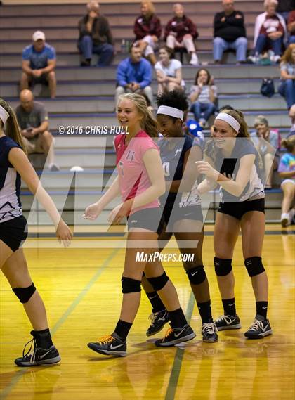 Thumbnail 1 in Robinson @ Hickory Ridge photogallery.