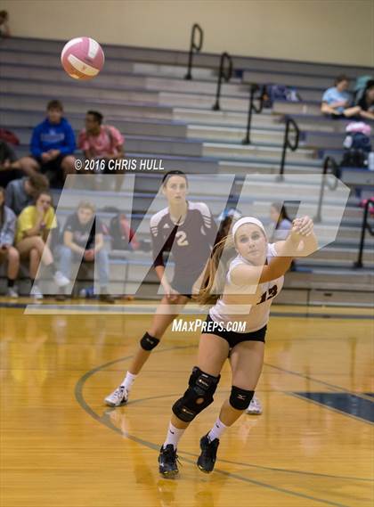 Thumbnail 1 in Robinson @ Hickory Ridge photogallery.