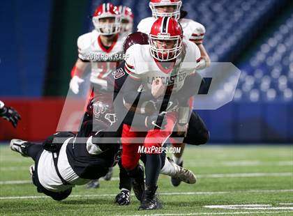 Thumbnail 3 in Lancaster vs. Orchard Park (Section VI Class AA Final) photogallery.