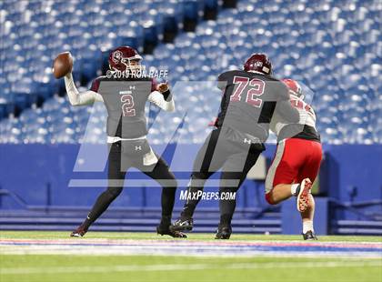 Thumbnail 1 in Lancaster vs. Orchard Park (Section VI Class AA Final) photogallery.