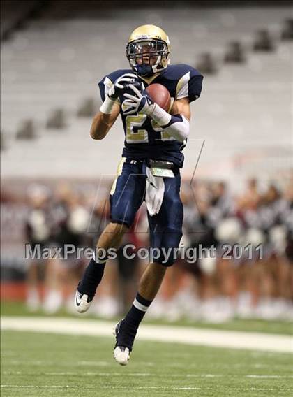 Thumbnail 1 in Orchard Park vs. Newburgh Free Academy (NYSPHSAA Class AA Final) photogallery.