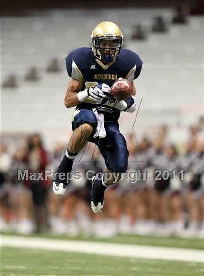Thumbnail 2 in Orchard Park vs. Newburgh Free Academy (NYSPHSAA Class AA Final) photogallery.