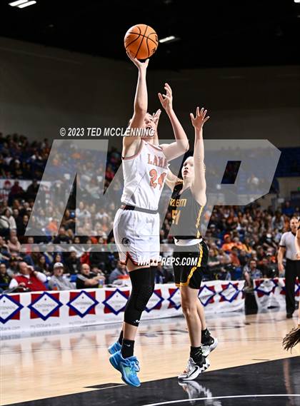 Thumbnail 2 in Lamar vs. Salem (AAA 3A State Final) photogallery.