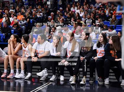 Thumbnail 2 in Lamar vs. Salem (AAA 3A State Final) photogallery.