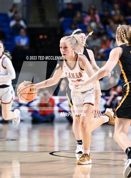 Thumbnail 3 in Lamar vs. Salem (AAA 3A State Final) photogallery.