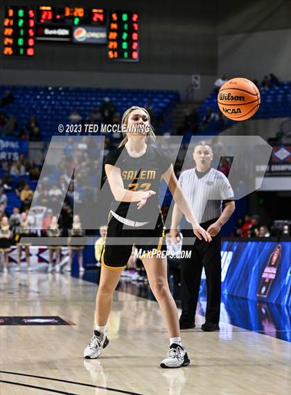 Thumbnail 3 in Lamar vs. Salem (AAA 3A State Final) photogallery.