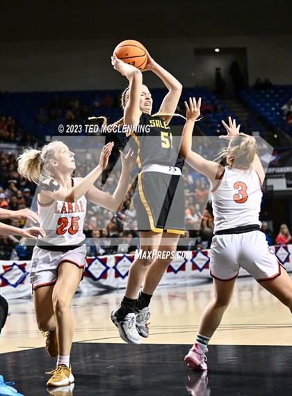 Thumbnail 1 in Lamar vs. Salem (AAA 3A State Final) photogallery.