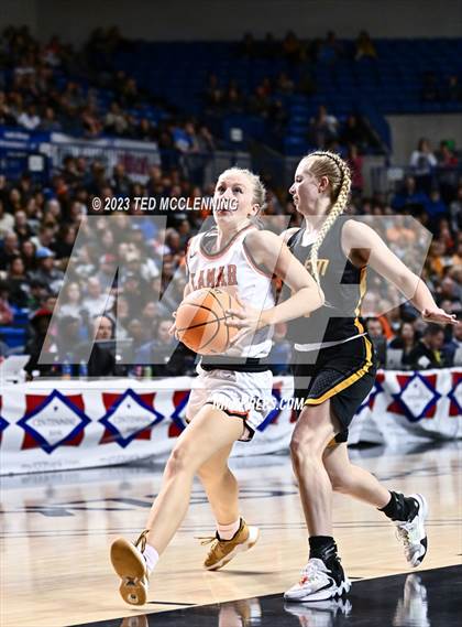Thumbnail 1 in Lamar vs. Salem (AAA 3A State Final) photogallery.