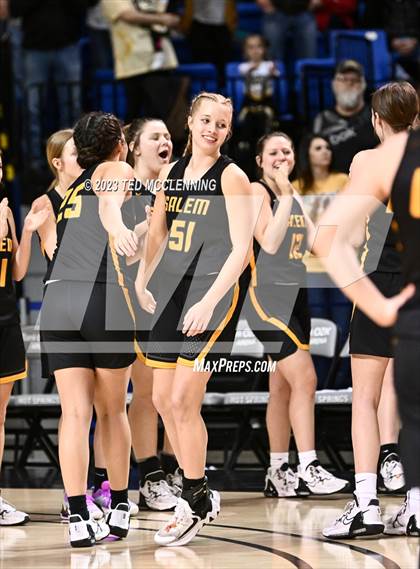 Thumbnail 1 in Lamar vs. Salem (AAA 3A State Final) photogallery.