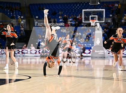 Thumbnail 2 in Lamar vs. Salem (AAA 3A State Final) photogallery.