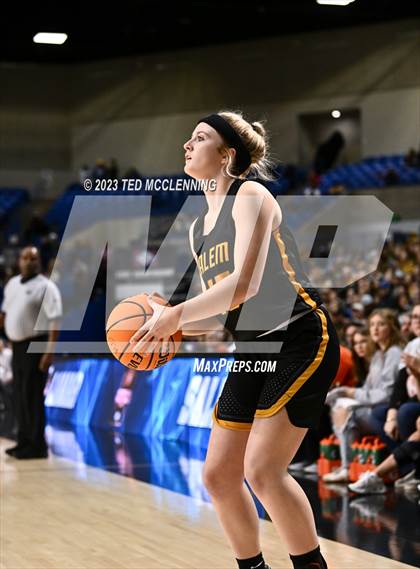 Thumbnail 2 in Lamar vs. Salem (AAA 3A State Final) photogallery.