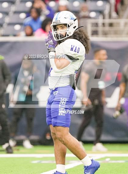 Thumbnail 2 in King vs Fort Bend Hightower (UIL Football 6A D2 Regional) photogallery.