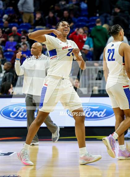 Thumbnail 1 in Atascocita @ Duncanville (UIL 6A State Semifinal) photogallery.
