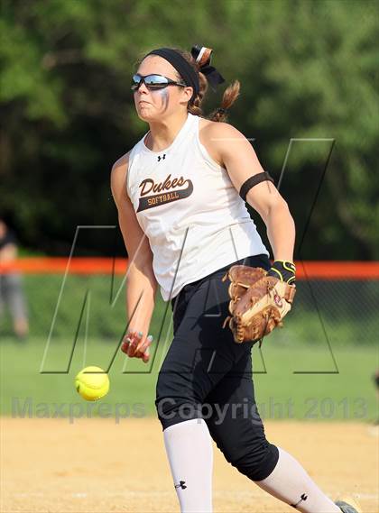 Thumbnail 3 in Marlboro Central vs. Spackenkill (Section 9 Class B Semifinal) photogallery.