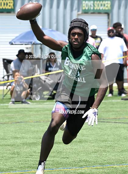 Thumbnail 1 in St. John Bosco vs. Narbonne (Battle At The Beach) photogallery.
