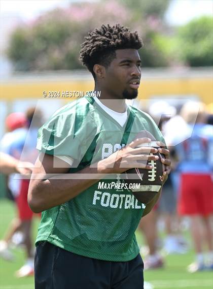 Thumbnail 2 in St. John Bosco vs. Narbonne (Battle At The Beach) photogallery.
