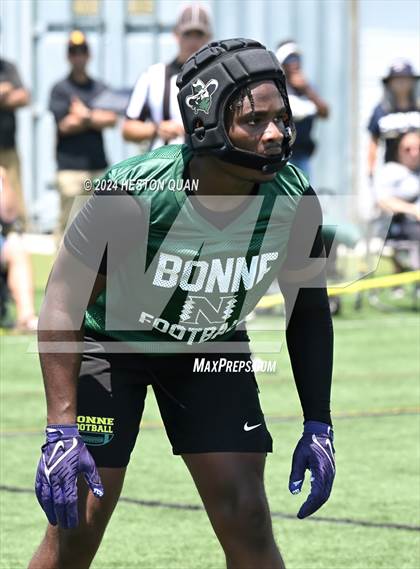 Thumbnail 1 in St. John Bosco vs. Narbonne (Battle At The Beach) photogallery.