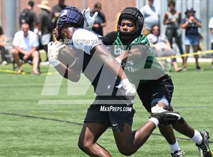 Thumbnail 1 in St. John Bosco vs. Narbonne (Battle At The Beach) photogallery.