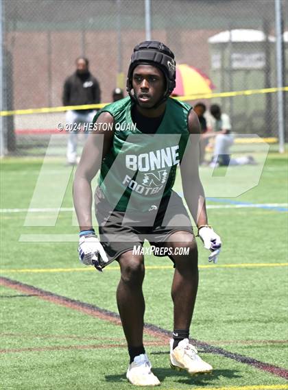 Thumbnail 3 in St. John Bosco vs. Narbonne (Battle At The Beach) photogallery.