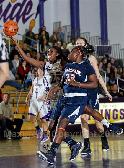 Thumbnail 3 in Chaminade @ Valencia photogallery.