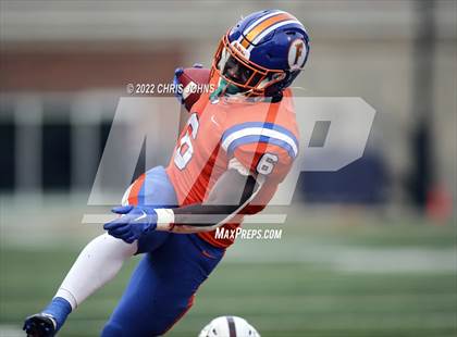 Thumbnail 1 in Prairie Ridge vs. East St. Louis (IHSA 6A Final) photogallery.