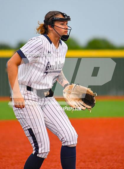 Thumbnail 2 in Lake Creek vs Shoemaker (UIL 5A Reg III Bi-District Playoff) photogallery.