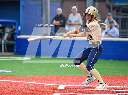 Thumbnail 1 in Lake Creek vs Shoemaker (UIL 5A Reg III Bi-District Playoff) photogallery.