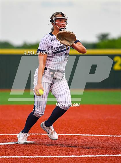 Thumbnail 2 in Lake Creek vs Shoemaker (UIL 5A Reg III Bi-District Playoff) photogallery.
