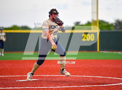Thumbnail 2 in Lake Creek vs Shoemaker (UIL 5A Reg III Bi-District Playoff) photogallery.