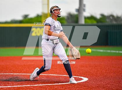 Thumbnail 1 in Lake Creek vs Shoemaker (UIL 5A Reg III Bi-District Playoff) photogallery.