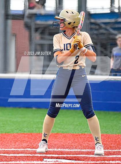 Thumbnail 1 in Lake Creek vs Shoemaker (UIL 5A Reg III Bi-District Playoff) photogallery.