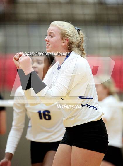Thumbnail 3 in Martin vs Guyer [John H.] (UIL 6A Regional Semifinal) photogallery.