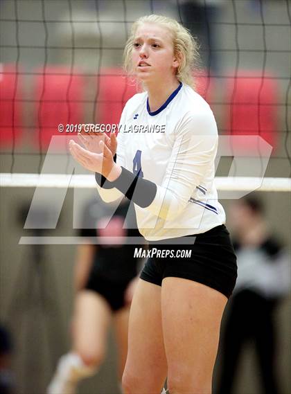 Thumbnail 2 in Martin vs Guyer [John H.] (UIL 6A Regional Semifinal) photogallery.