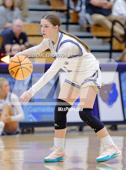 Thumbnail 1 in Upperman @ Brentwood photogallery.