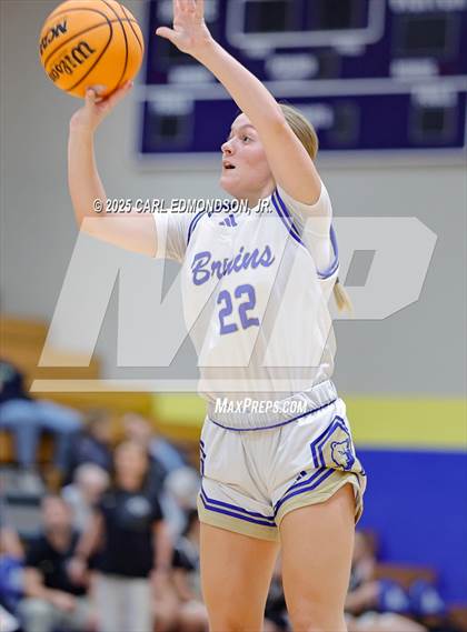 Thumbnail 2 in Upperman @ Brentwood photogallery.