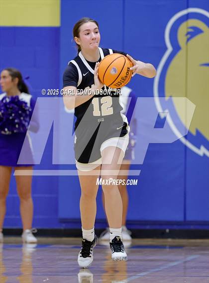 Thumbnail 1 in Upperman @ Brentwood photogallery.