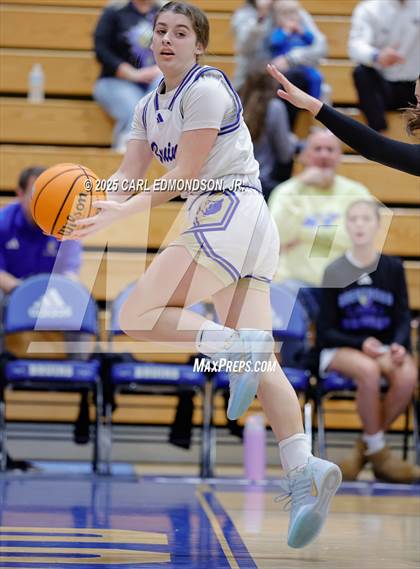 Thumbnail 1 in Upperman @ Brentwood photogallery.