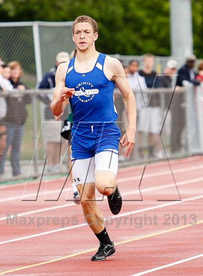 Thumbnail 3 in WPIAL AA Track Qualifier photogallery.