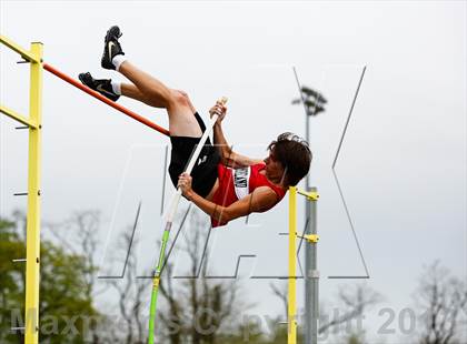 Thumbnail 3 in WPIAL AA Track Qualifier photogallery.