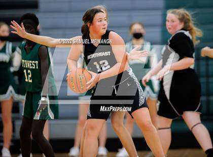 Thumbnail 2 in Lincoln Southwest vs Lincoln Northeast photogallery.
