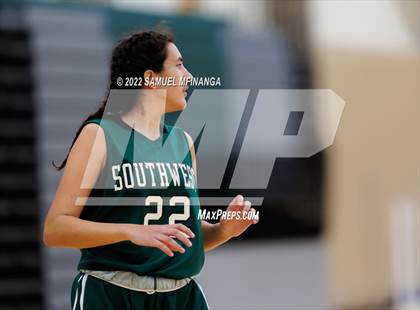 Thumbnail 2 in Lincoln Southwest vs Lincoln Northeast photogallery.