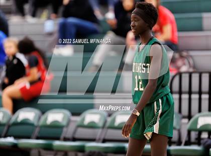 Thumbnail 2 in Lincoln Southwest vs Lincoln Northeast photogallery.