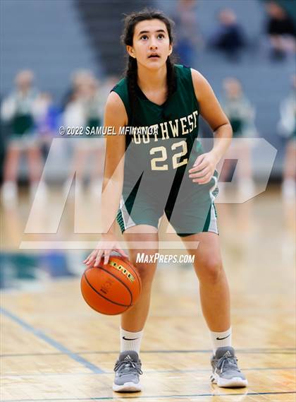 Thumbnail 3 in Lincoln Southwest vs Lincoln Northeast photogallery.