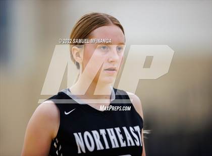 Thumbnail 2 in Lincoln Southwest vs Lincoln Northeast photogallery.