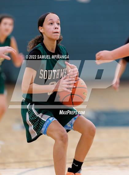 Thumbnail 2 in Lincoln Southwest vs Lincoln Northeast photogallery.