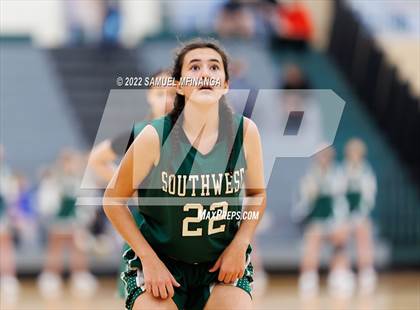 Thumbnail 2 in Lincoln Southwest vs Lincoln Northeast photogallery.